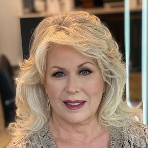 Meet your Posher, Glenda